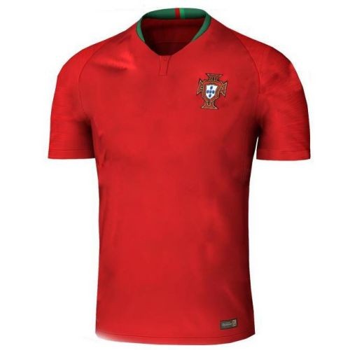 Детская форма игрока Сборной Португалии Брума (Armindo Tue Na Bangna) 2017/2018 (комплект: футболка + шорты + гетры)