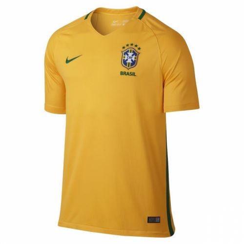 Форма игрока Сборной Бразилии Эвертон Рибейро (Everton Augusto de Barros Ribeiro) 2016/2017 (комплект: футболка + шорты + гетры)
